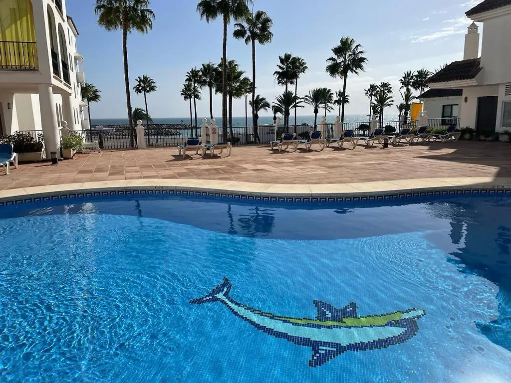 Beach Apartment In La Duquesa Marina Castillo de Sabinillas